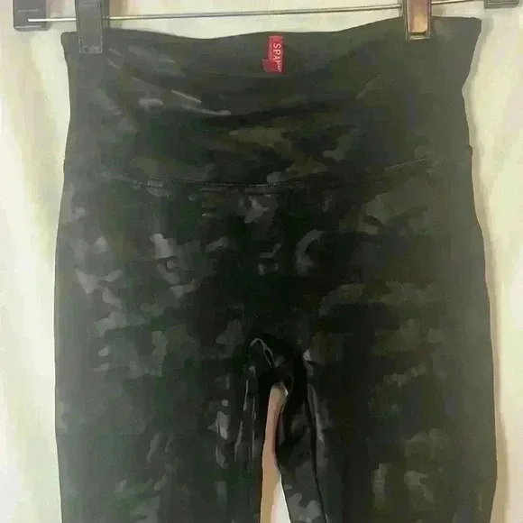 Spanx Camo Leggings - Picture 3 of 8